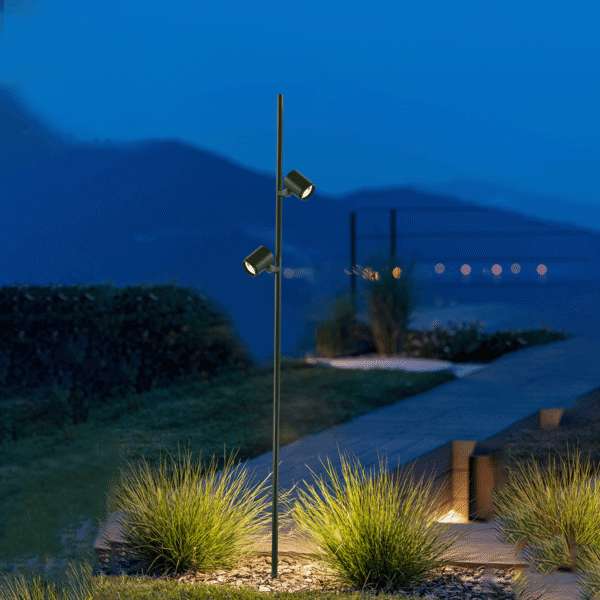 GR0554 Modular Garden Spotlight Post